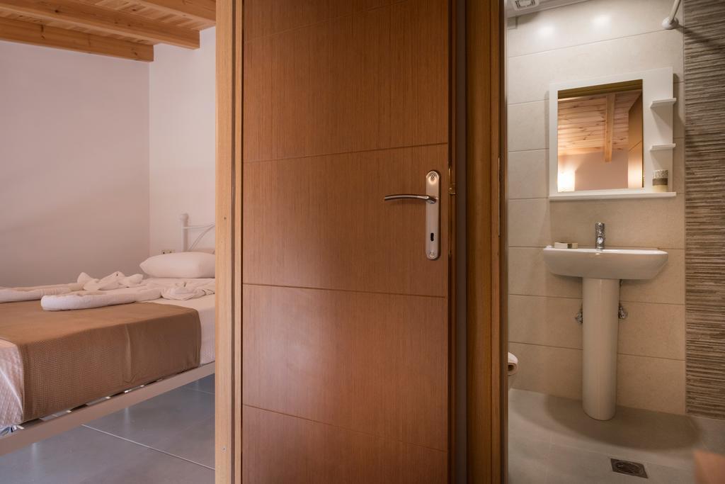 Athina Apartments Near The Sea Platania Platanés Zewnętrze zdjęcie